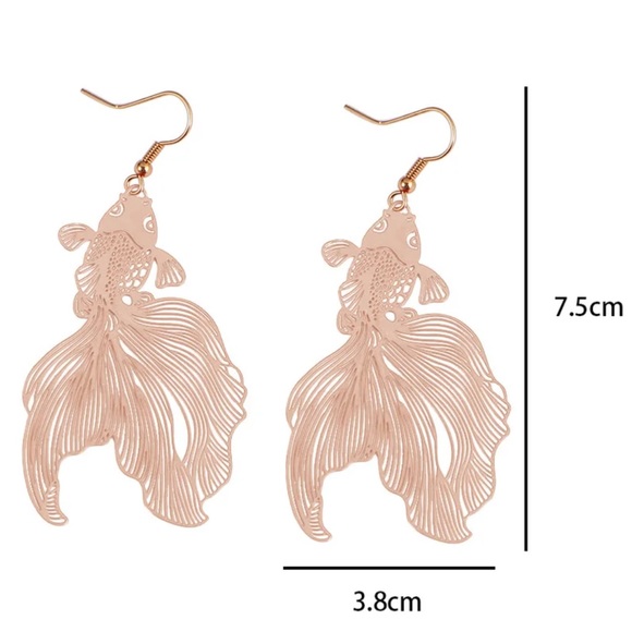 Goldfish earrings - Picture 7 of 7